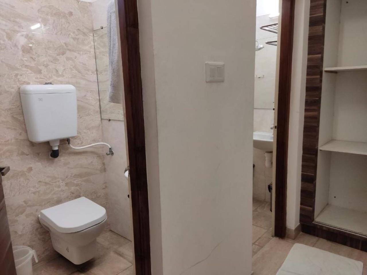 Residenza Adhikrishna Arcade Hotell Erode Exteriör bild