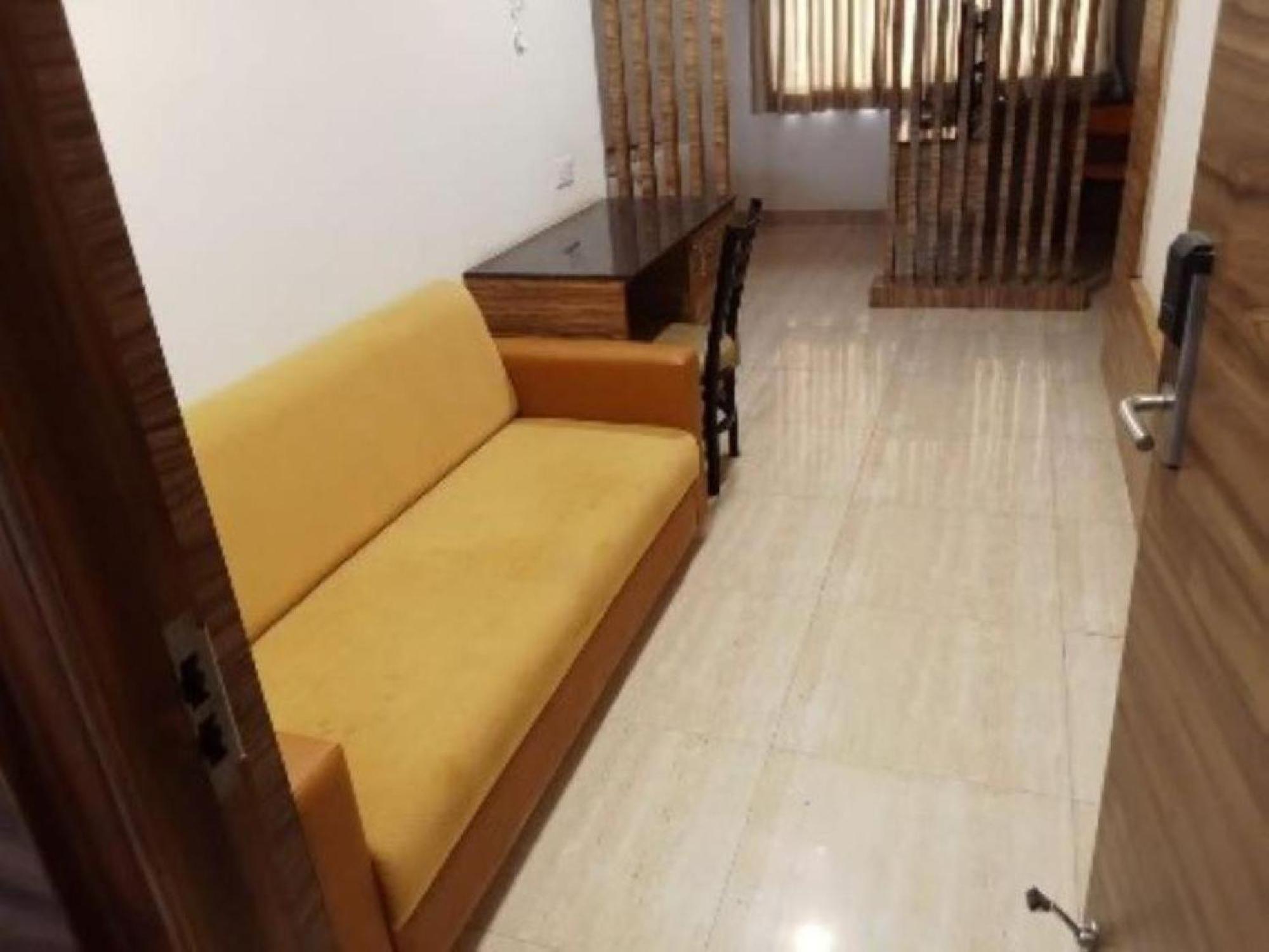 Residenza Adhikrishna Arcade Hotell Erode Exteriör bild